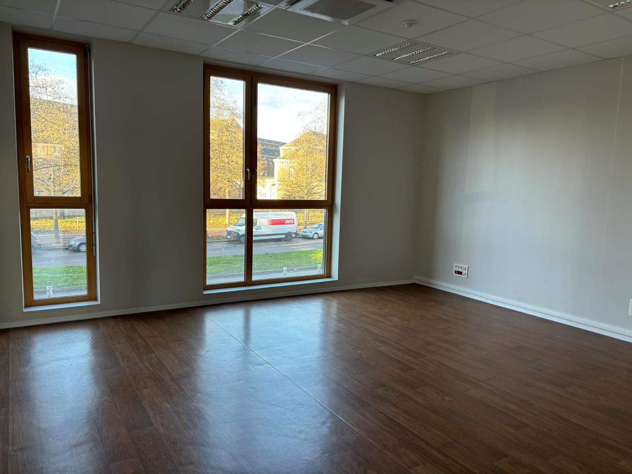 Bureau Rouen 1175m² Location bureau Rouen Seine-Maritime OLBUR2200799 3